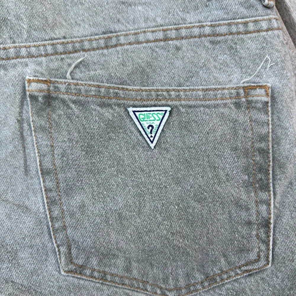 Vintage 80’s Guess shorts size 34” - Picture 5 of 6